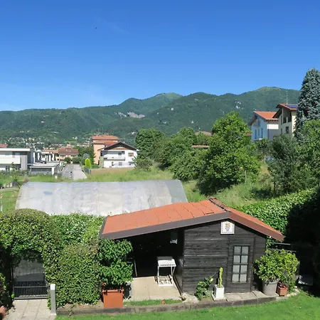 I Laghi Di Daire Erba