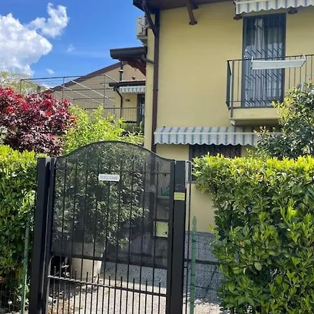 Apartment I Laghi Di *